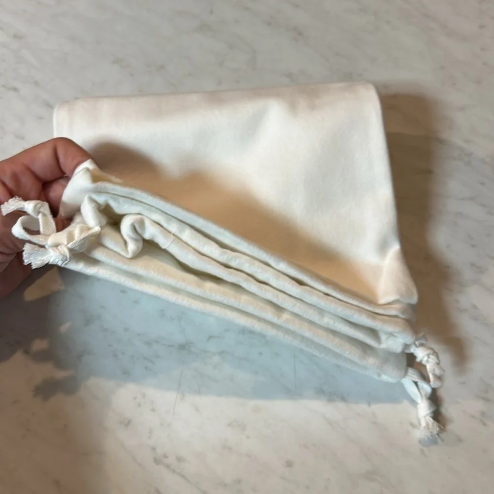 BOTTEGA VENETA DUST BAG FOR SALE 💚💚💚💚💚💚💚💚💚💚💚💚💚💚💚💚💚💚💚💚💚